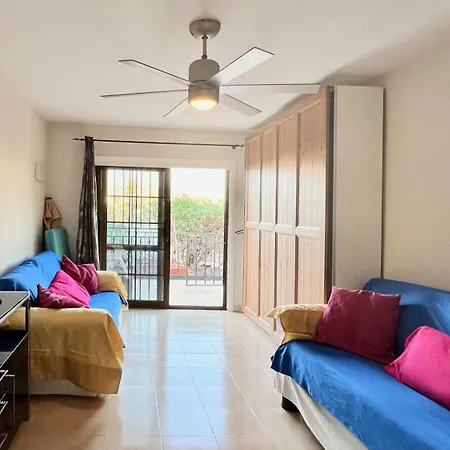 דירה Cosy Flat Near Golf Club - Heated Pool, Terrace, Garden, Wi-fi סן מיגל דה אבונה