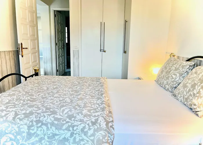 Cosy Flat Near Golf Club - Heated Pool, Terrace, Garden, Wi-fi * 圣米格尔德阿沃纳