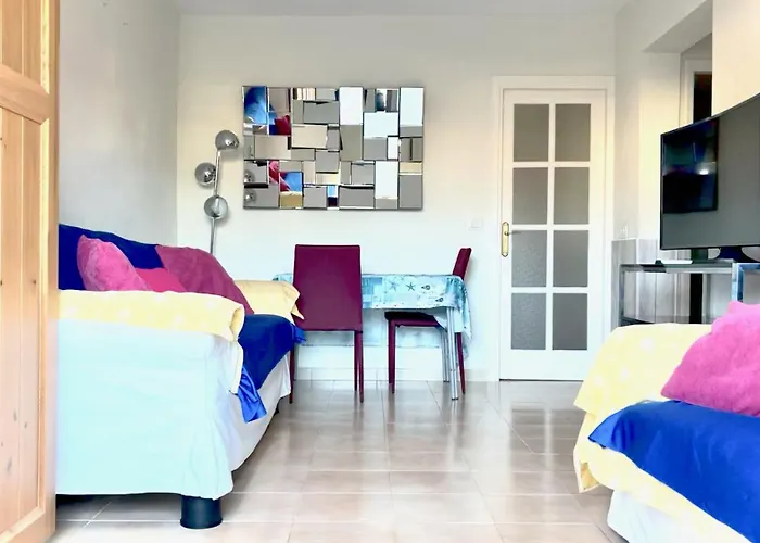 Cosy Flat Near Golf Club - Heated Pool, Terrace, Garden, Wi-fi Daire *