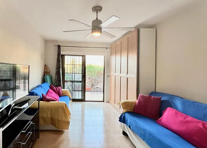 Daire Cosy Flat Near Golf Club - Heated Pool, Terrace, Garden, Wi-fi San Miguel de Abona