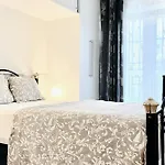 Cosy Flat Near Golf Club - Heated Pool, Terrace, Garden, Wi-fi شقة سان ميغيل ذي أبونا
